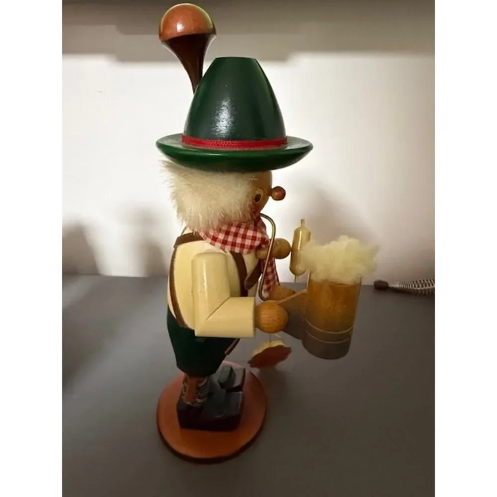 Steinbach Oktoberfest Chubby Drinking / smoking Nutcracker Made in Germany